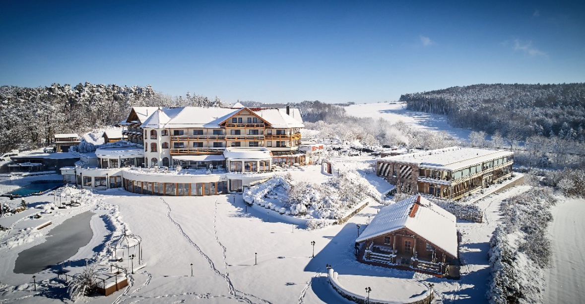 Winter Bliss Yoga Retreat im Birkenhof in Hofenstetten, Golden Yogaloft